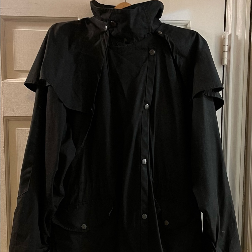 Mens Stockmen Duster by Outback Trading. Excellent condition.